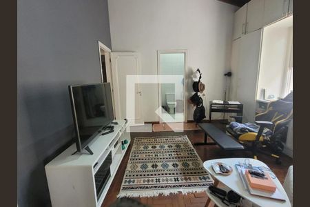 Casa à venda com 4 quartos, 300m² em Campo Belo, São Paulo