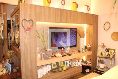 Sala de apartamento para alugar com 2 quartos, 83m² em Parque Frondoso, Cotia