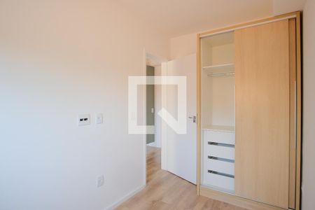Quarto 1 de apartamento para alugar com 2 quartos, 43m² em Parque São Jorge, São Paulo