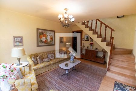 Sala de casa à venda com 3 quartos, 89m² em Serra Grande, Niterói