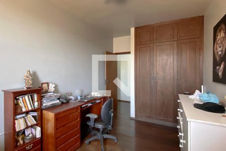 Quarto 1 de apartamento à venda com 5 quartos, 347m² em Santa Efigênia, Belo Horizonte