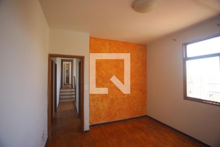 Sala de apartamento para alugar com 3 quartos, 110m² em Carlos Prates, Belo Horizonte