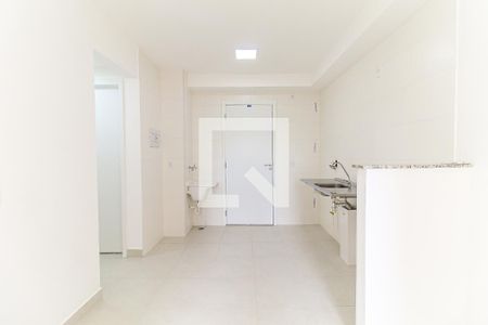 Sala/Cozinha de apartamento para alugar com 2 quartos, 33m² em Itaquera, São Paulo