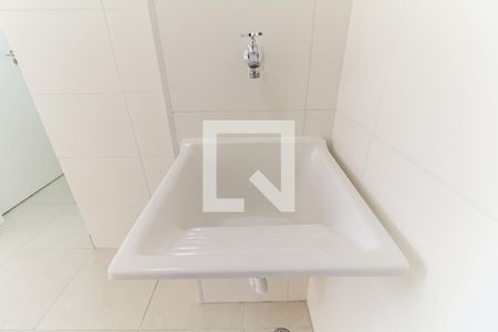 Sala/Cozinha de apartamento para alugar com 2 quartos, 33m² em Itaquera, São Paulo