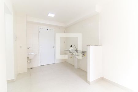 Sala/Cozinha de apartamento para alugar com 2 quartos, 33m² em Itaquera, São Paulo