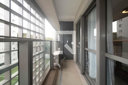 Varanda de kitnet/studio à venda com 1 quarto, 24m² em Brooklin, São Paulo