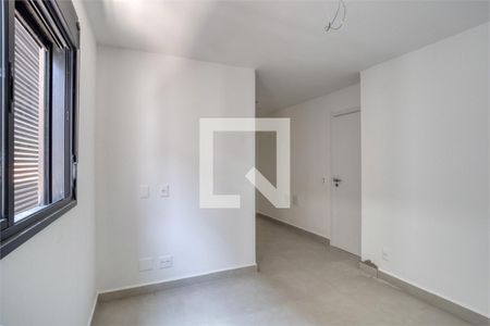 Casa à venda com 4 quartos, 216m² em Campo Belo, São Paulo