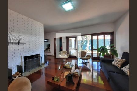 Casa à venda com 3 quartos, 277m² em Chácara Monte Alegre, São Paulo