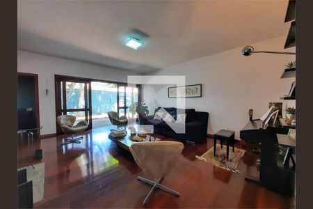 Casa à venda com 3 quartos, 277m² em Chácara Monte Alegre, São Paulo