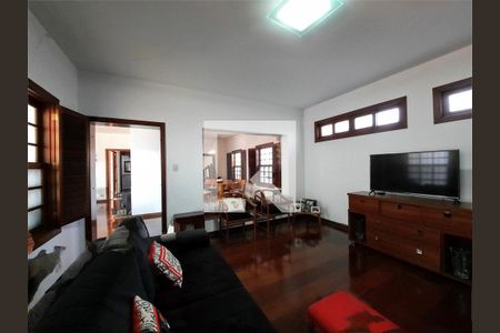 Casa à venda com 3 quartos, 277m² em Chácara Monte Alegre, São Paulo