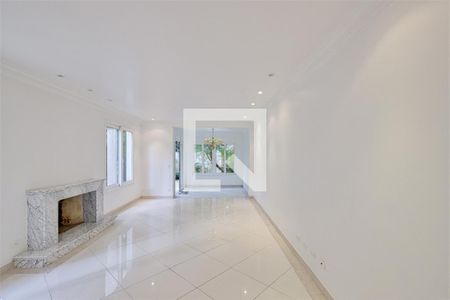 Casa à venda com 4 quartos, 319m² em Alto da Boa Vista, São Paulo