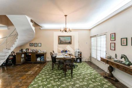 Casa à venda com 3 quartos, 240m² em Vila Mariana, São Paulo