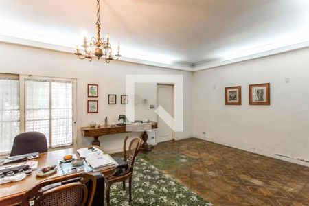 Casa à venda com 3 quartos, 240m² em Vila Mariana, São Paulo
