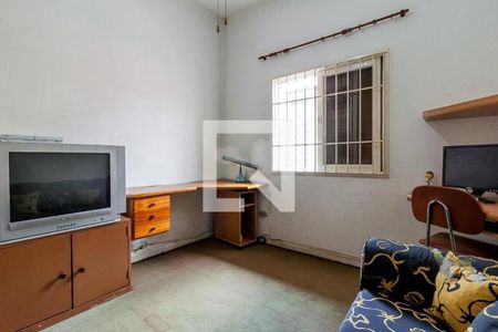 Casa à venda com 4 quartos, 241m² em Jardim Marajoara, São Paulo