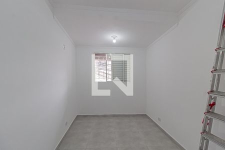 Quarto 1 de casa para alugar com 2 quartos, 60m² em Jardim Gonzaga, São Paulo