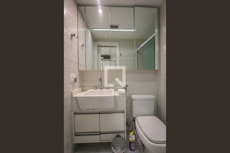 Banheiro da Suíte de apartamento à venda com 1 quarto, 45m² em Jardim Paulista, São Paulo