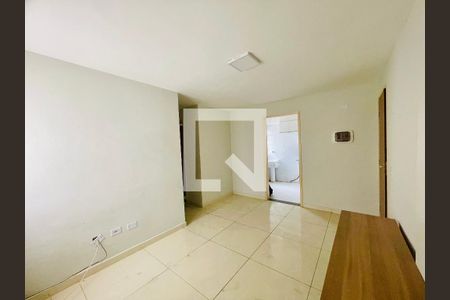 Sala de apartamento para alugar com 2 quartos, 48m² em Jardim São Luis, Guarulhos