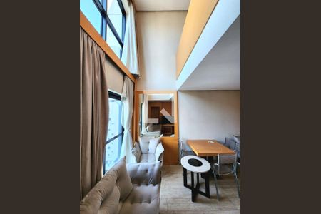 Sala de apartamento à venda com 1 quarto, 68m² em Indianópolis, São Paulo