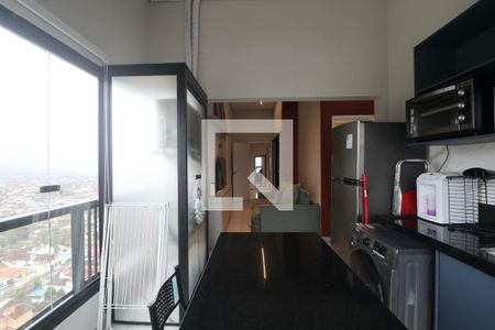 Cozinha de apartamento para alugar com 2 quartos, 50m² em Parque Enseada, Guarujá