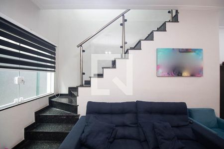 Sala de casa de condomínio para alugar com 2 quartos, 53m² em Vila Gustavo, São Paulo