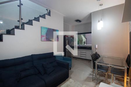 Sala / Cozinha de casa de condomínio para alugar com 2 quartos, 53m² em Vila Gustavo, São Paulo