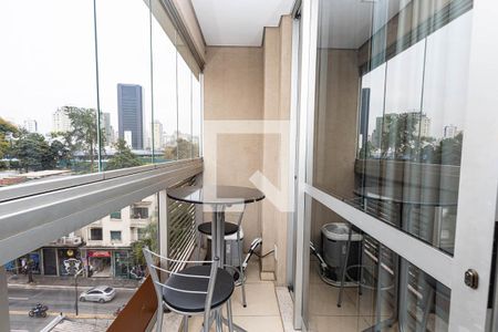 Varanda de kitnet/studio para alugar com 1 quarto, 21m² em Consolação, São Paulo