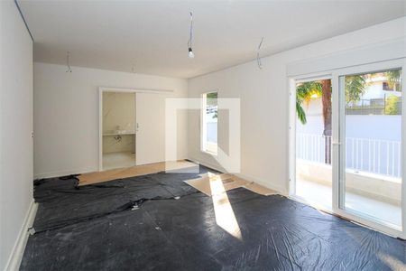 Casa à venda com 5 quartos, 380m² em Jardim Marajoara, São Paulo