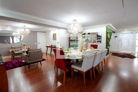 Sala de casa de condomínio à venda com 5 quartos, 176m² em Barra da Tijuca, Rio de Janeiro