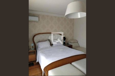 Casa à venda com 4 quartos, 358m² em Swiss Park, Campinas