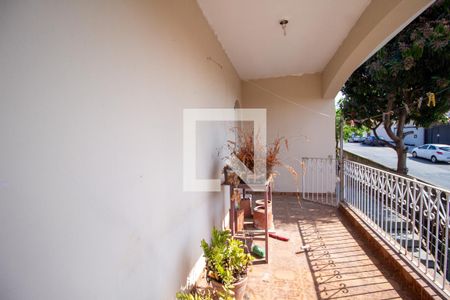 Varanda de casa para alugar com 4 quartos, 330m² em Jardim Emilia, Sorocaba