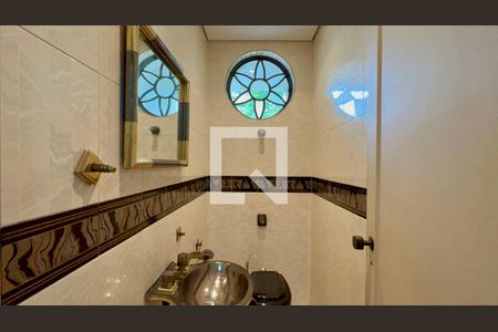 Lavabo de casa para alugar com 4 quartos, 306m² em Paraíso, São Paulo