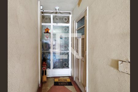 Entrada de apartamento à venda com 4 quartos, 102m² em Praça da Bandeira, Rio de Janeiro