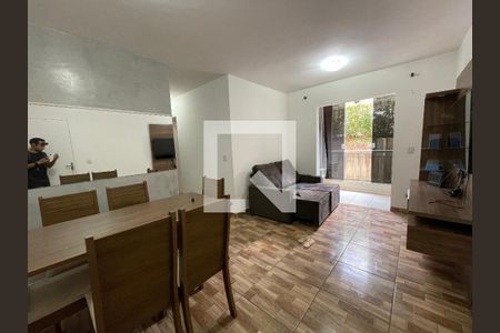 Sala de apartamento para alugar com 2 quartos, 55m² em Caiapia, Cotia