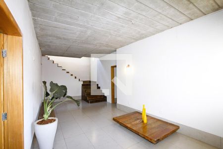 Sala de casa para alugar com 4 quartos, 400m² em Alto dos Pinheiros , Belo Horizonte