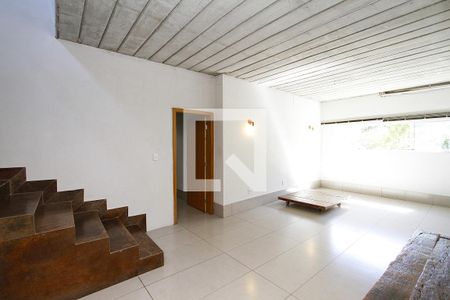 Sala de casa para alugar com 4 quartos, 400m² em Alto dos Pinheiros , Belo Horizonte