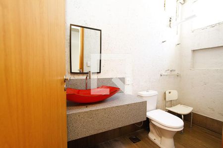 Banheiro da Suíte 1 de casa para alugar com 4 quartos, 400m² em Alto dos Pinheiros , Belo Horizonte