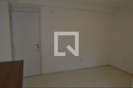 Sala de apartamento para alugar com 2 quartos, 45m² em Curicica, Rio de Janeiro