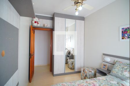 Quarto 2 de apartamento para alugar com 3 quartos, 110m² em Navegantes, Porto Alegre