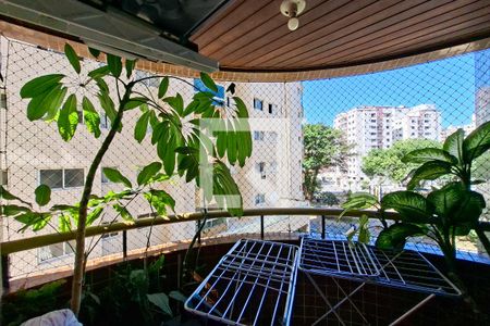 Sacada da Sala de apartamento para alugar com 2 quartos, 93m² em Vila Tupi, Praia Grande