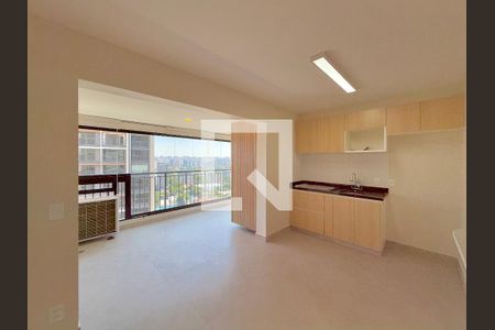 Sala/Cozinha de apartamento para alugar com 2 quartos, 52m² em Cidade Monções, São Paulo