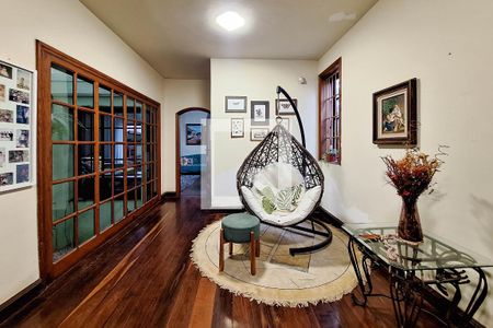 Sala 3 de casa à venda com 5 quartos, 375m² em Piratininga, Niterói