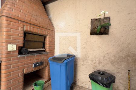 Área externa de casa à venda com 2 quartos, 500m² em Vila Galvão, Guarulhos