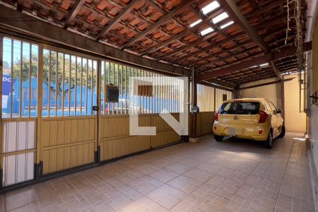 Garagem de casa à venda com 2 quartos, 500m² em Vila Galvão, Guarulhos