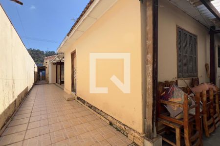 Área externa de casa à venda com 2 quartos, 500m² em Vila Galvão, Guarulhos
