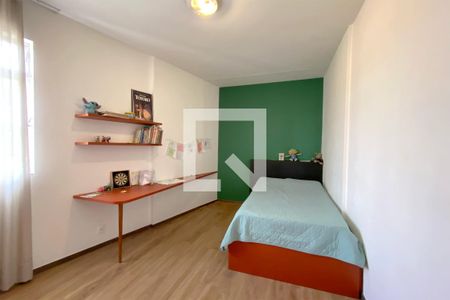 Quarto 2 de apartamento à venda com 4 quartos, 160m² em Santo Antônio, Belo Horizonte