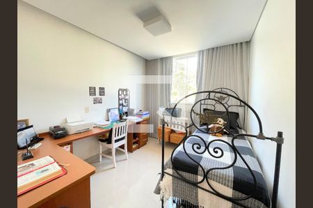 Quarto  de casa de condomínio à venda com 3 quartos, 149m² em Garças, Belo Horizonte