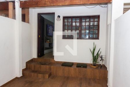 Garagem de casa de condomínio para alugar com 2 quartos, 90m² em Pedreira, São Paulo
