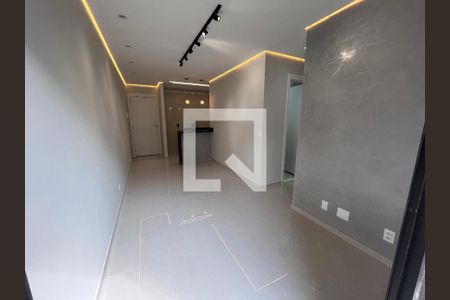 Sala de apartamento à venda com 3 quartos, 70m² em Recreio dos Bandeirantes, Rio de Janeiro