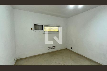 Quarto 2 de casa para alugar com 7 quartos, 900m² em Vargem Pequena, Rio de Janeiro