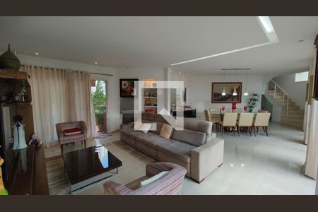 Casa à venda com 4 quartos, 212m² em Parque Alves de Lima, São Paulo